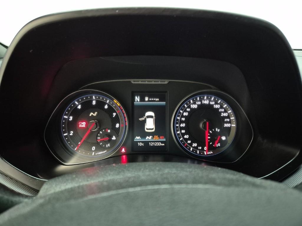 HYUNDAI Veloster - Vista 6