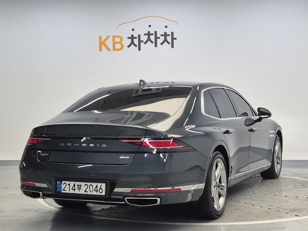 Genesis G90 - Vista 4