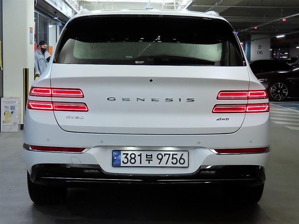 Genesis GV80 - Vista 5