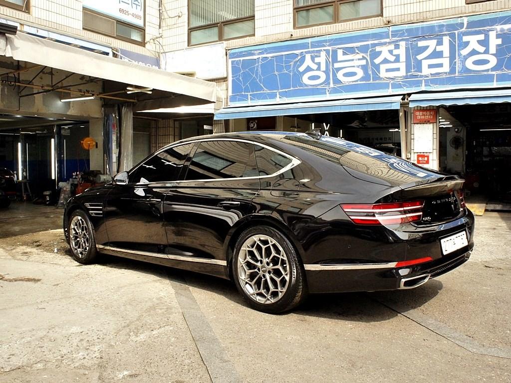 Genesis G80 - Vista 7