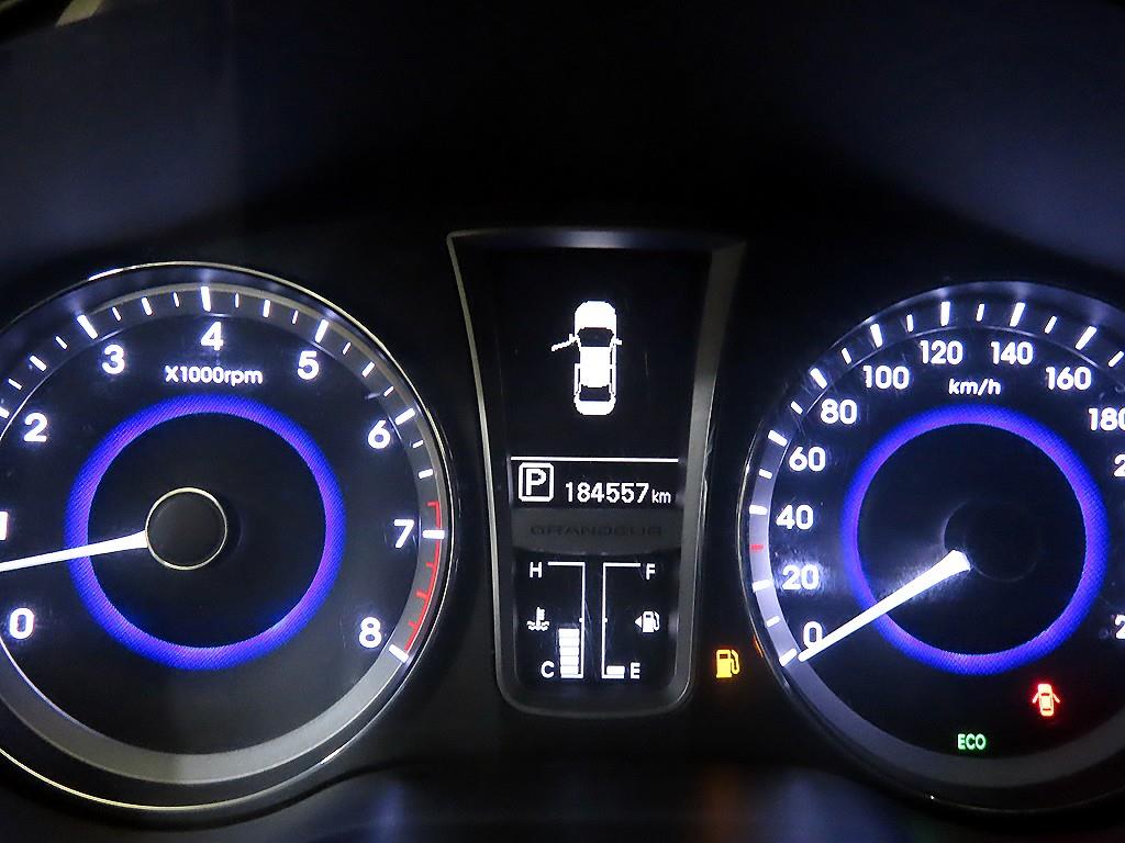 HYUNDAI Grandeur - Vista 9