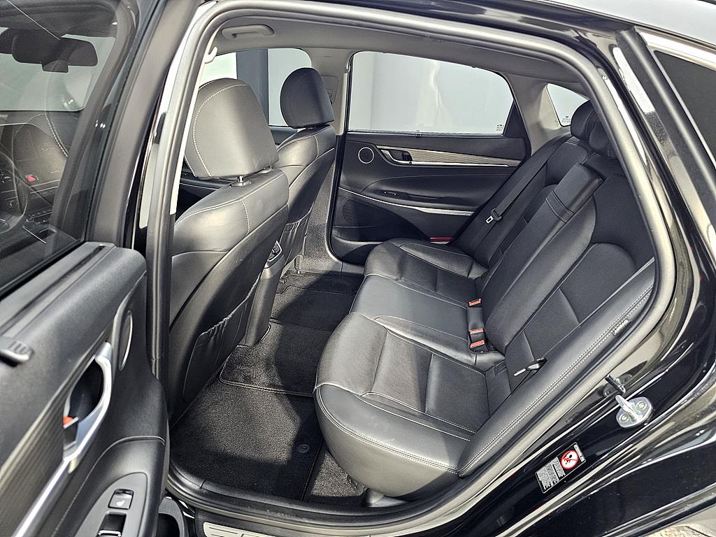 HYUNDAI Grandeur - Vista 9