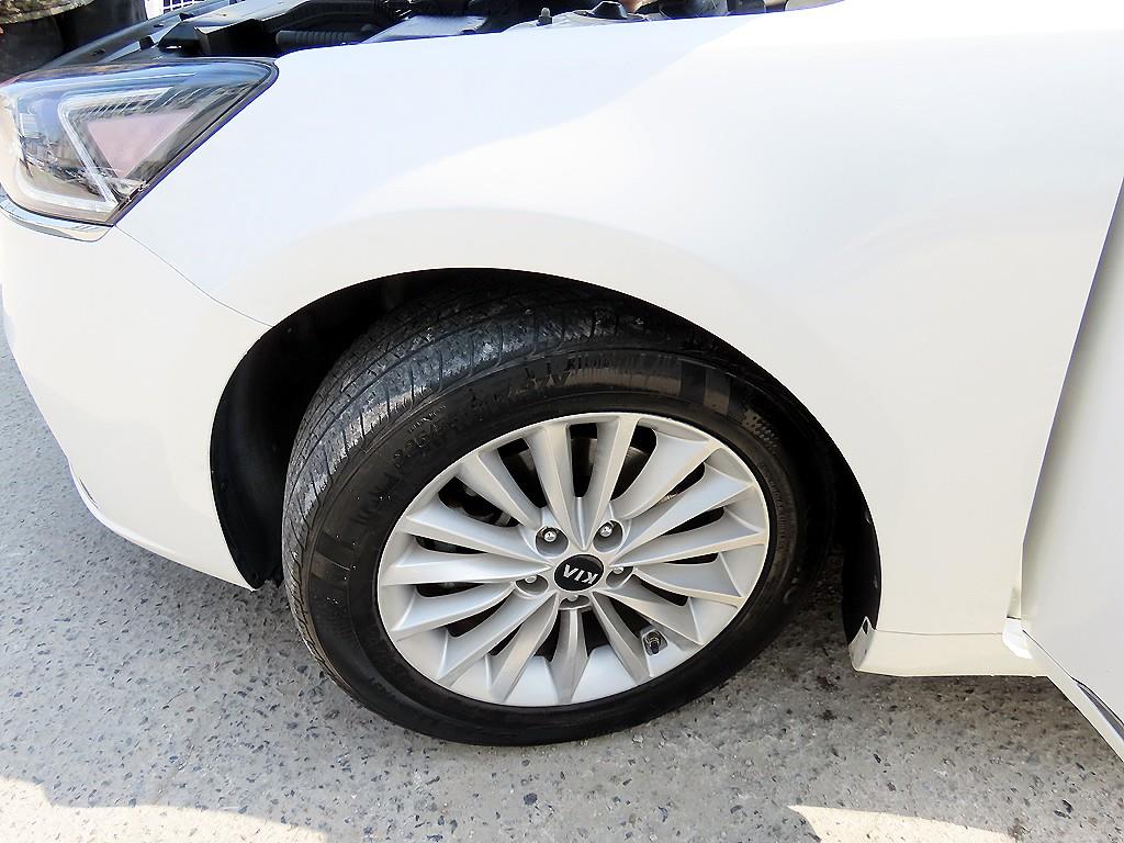 KIA K7 2016 Blanco - Importación desde Corea - HF Imports Iquique - Foto 20