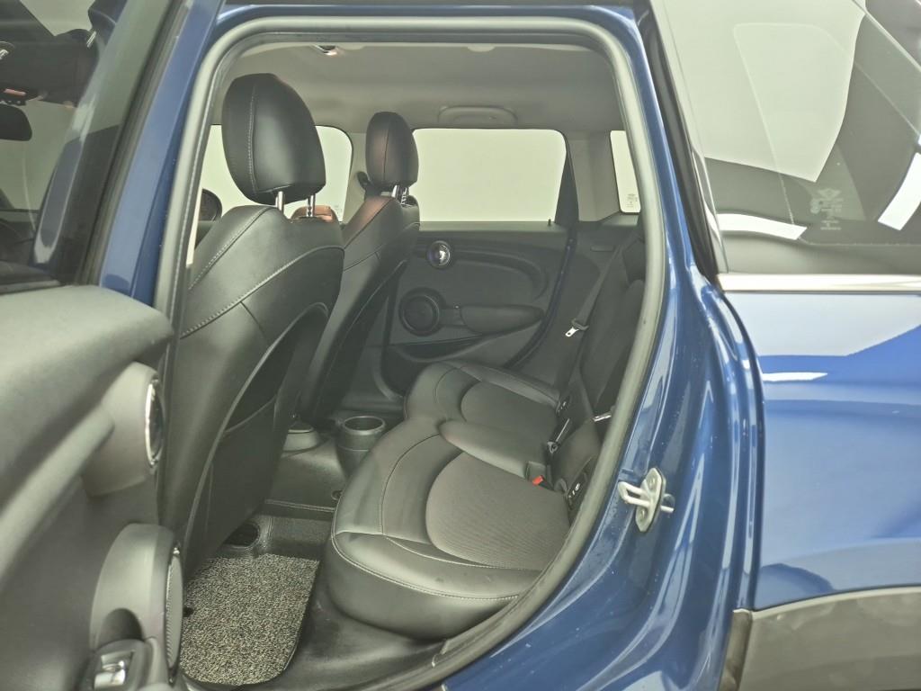 Mini Cooper - Vista 12