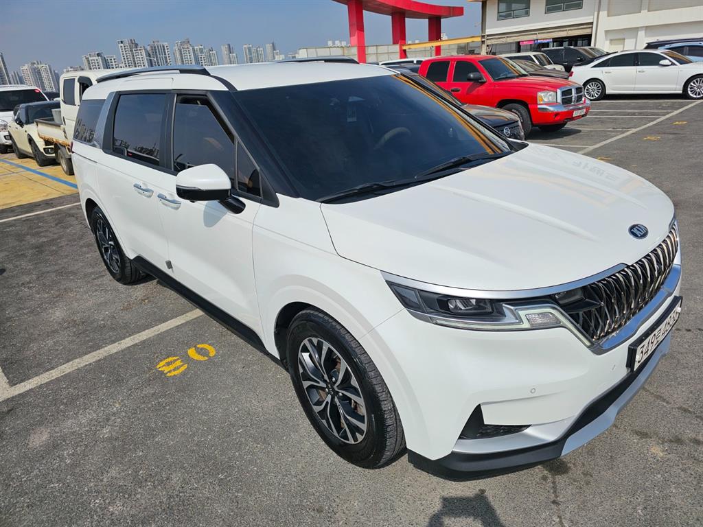 KIA Carnival - Vista 4