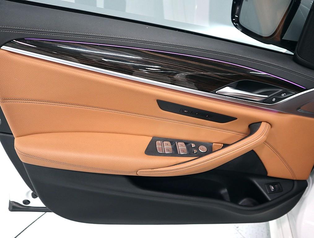 BMW 5 Series - Vista 6