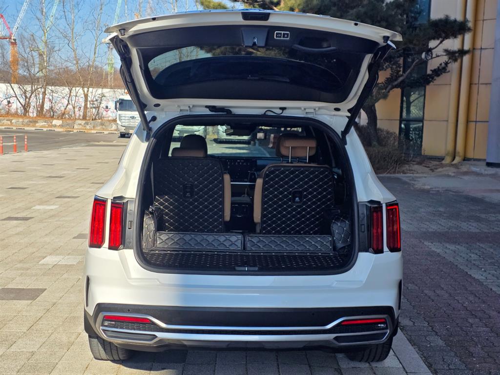 KIA Sorento - Vista 8