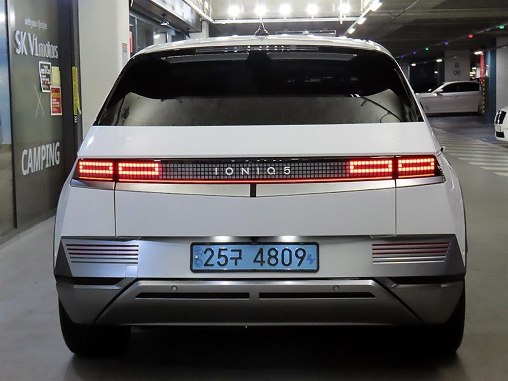 HYUNDAI Ioniq 5 - Vista 5