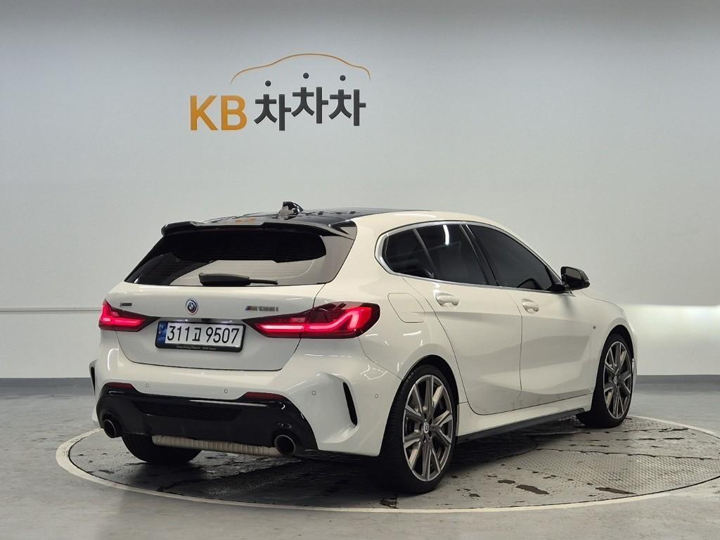 BMW 1 series - Vista 4