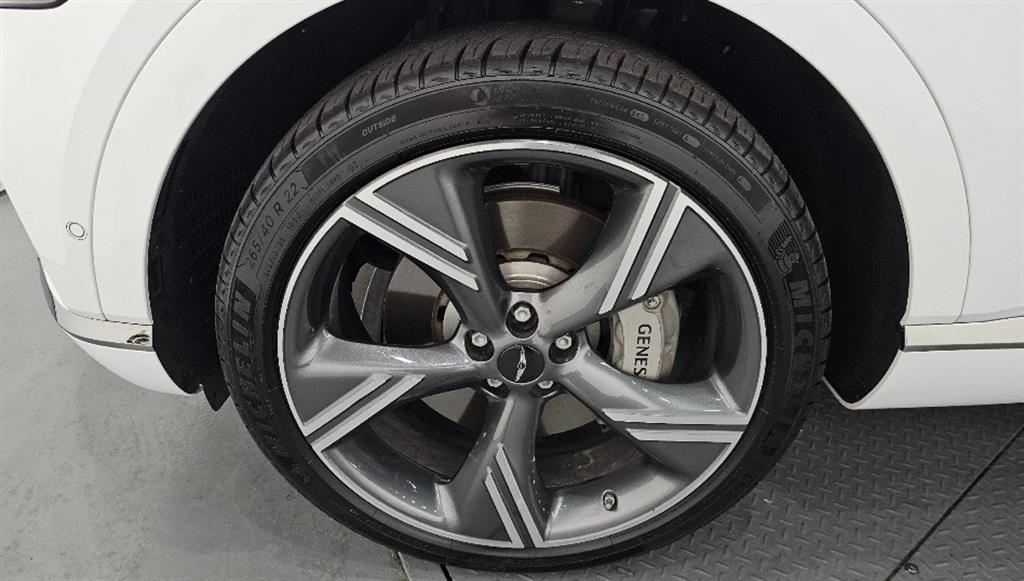 Genesis GV80 - Vista 5