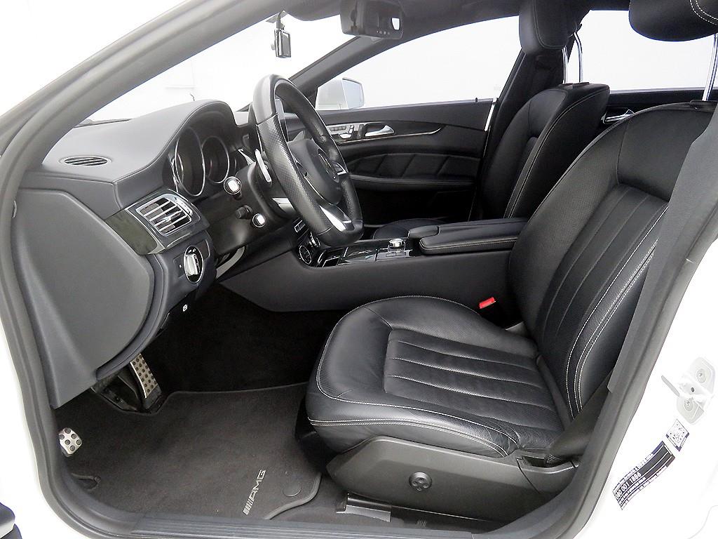 Mercedes Benz CLS Class - Vista 6