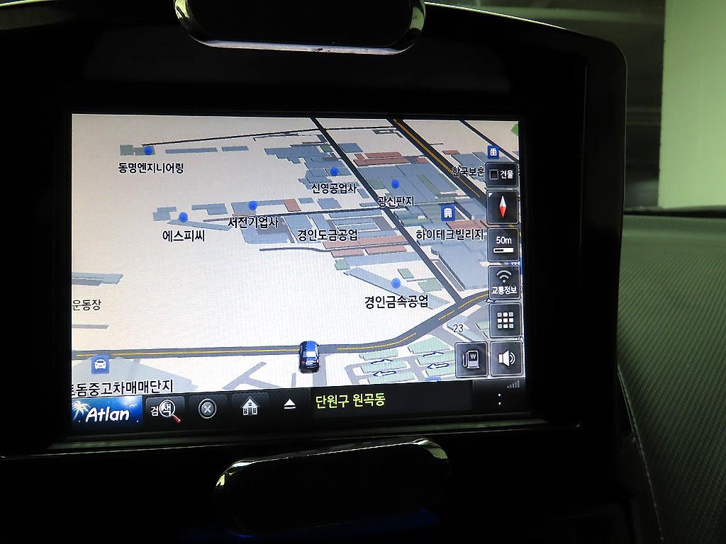 HYUNDAI Accent - Vista 9