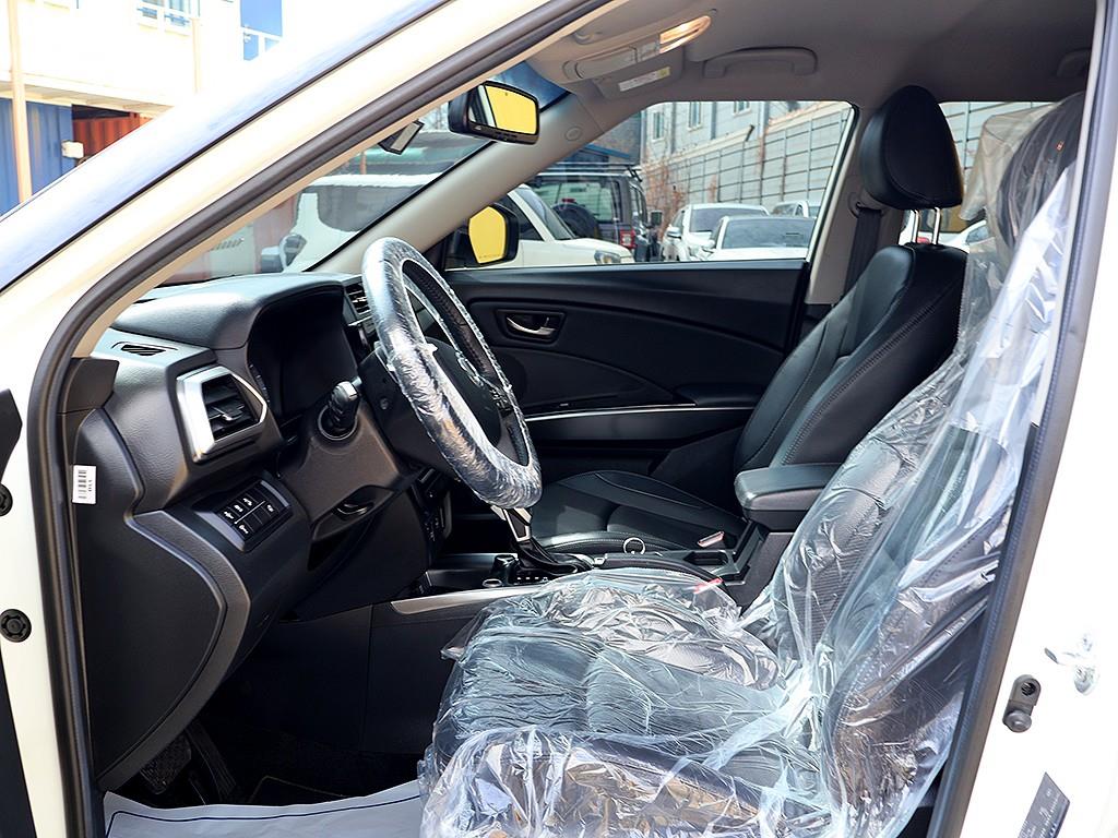 Ssangyong Tivoli - Vista 11