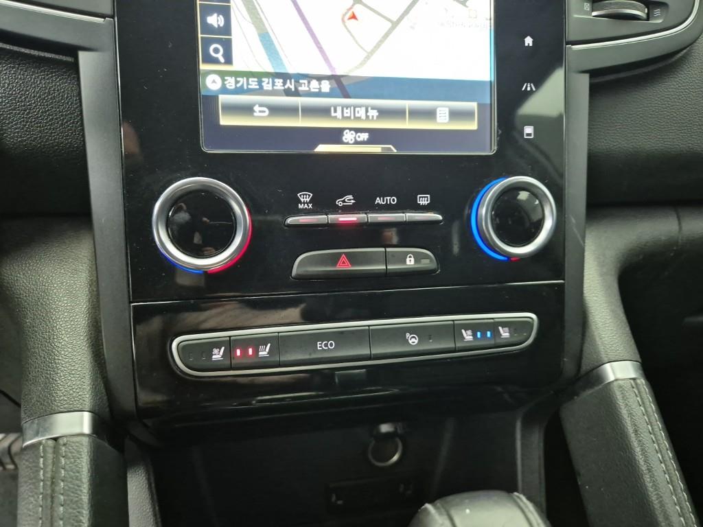 SAMSUNG QM6 - Vista 10