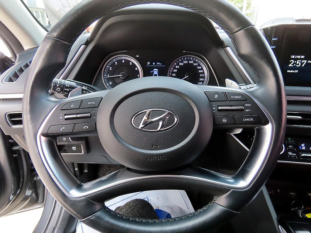 HYUNDAI Sonata - Vista 8