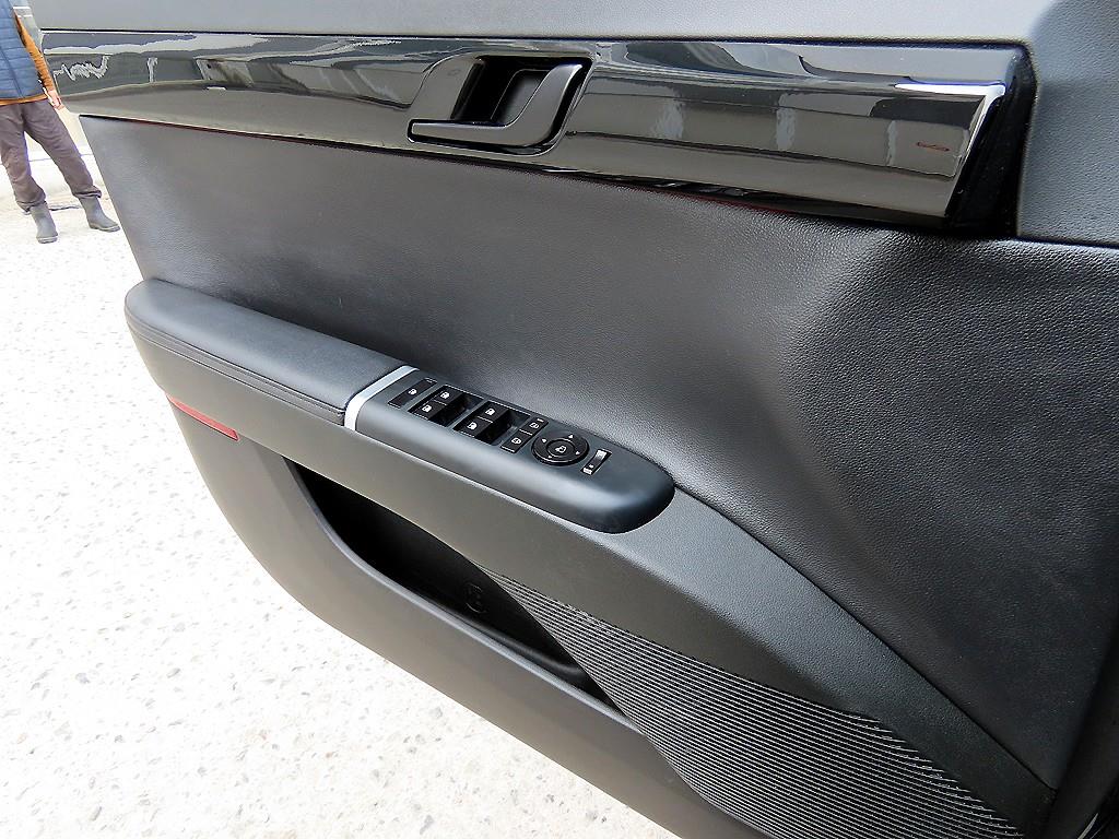 HYUNDAI Grandeur - Vista 12