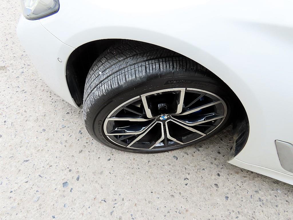 BMW 5 Series 2023 Blanco - Importación desde Corea - HF Imports Iquique - Foto 13