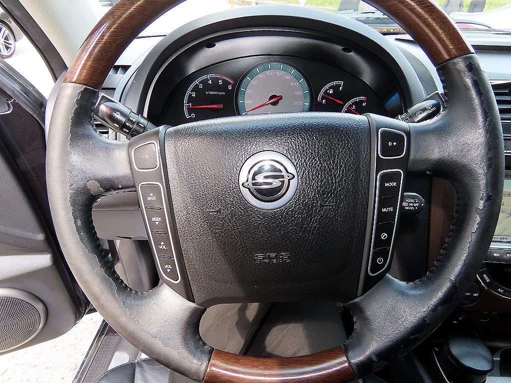 Ssangyong Rexton - Vista 8