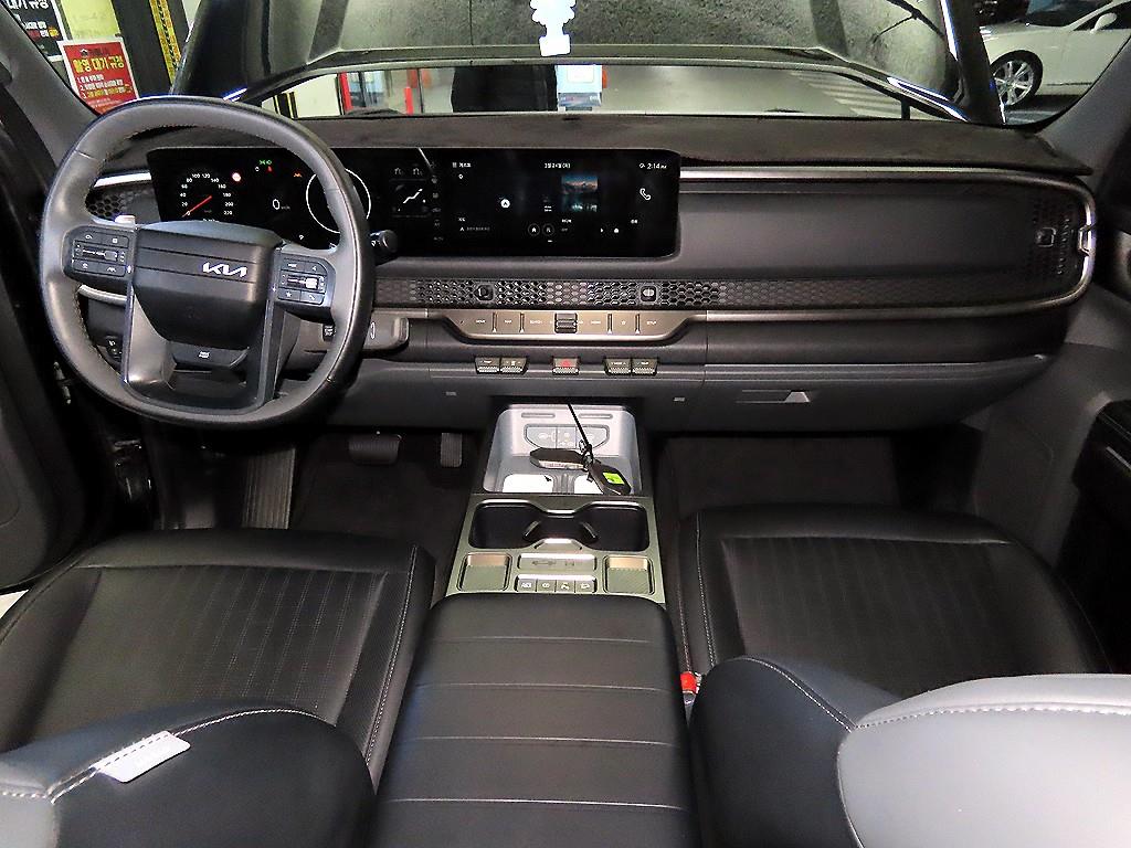 KIA Tasman - Vista 10