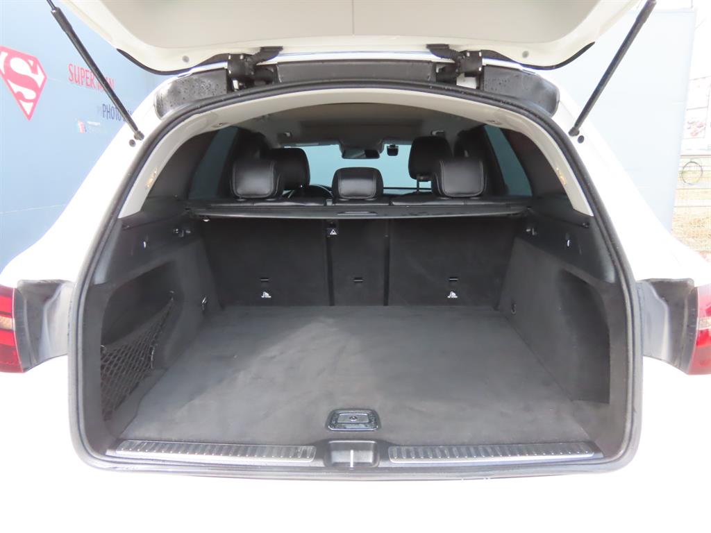 Mercedes Benz GLC Class - Vista 9