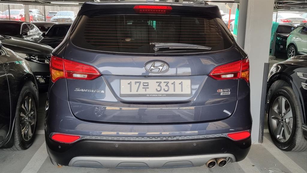HYUNDAI Santa Fe - Vista 5