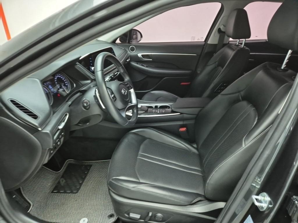 HYUNDAI Sonata - Vista 11