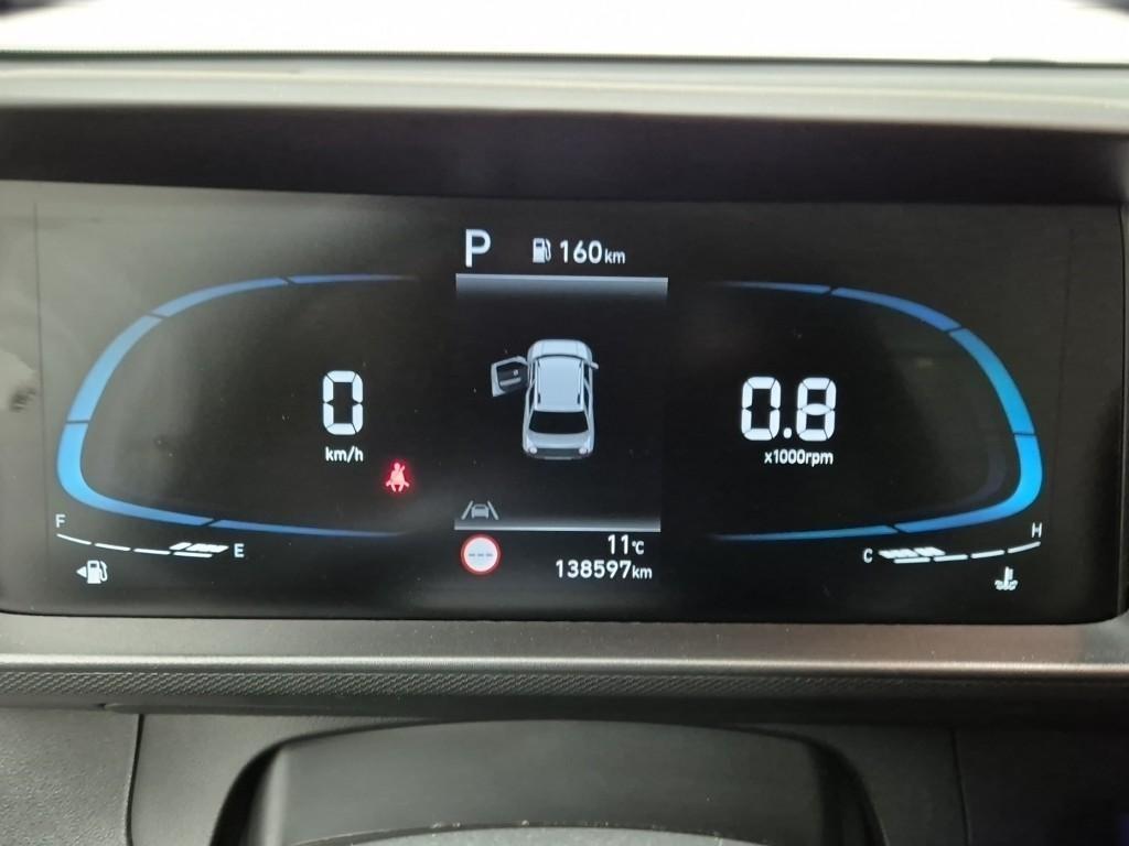 HYUNDAI Casper - Vista 6