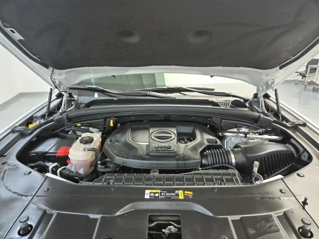 Jeep Cherokee - Vista 5