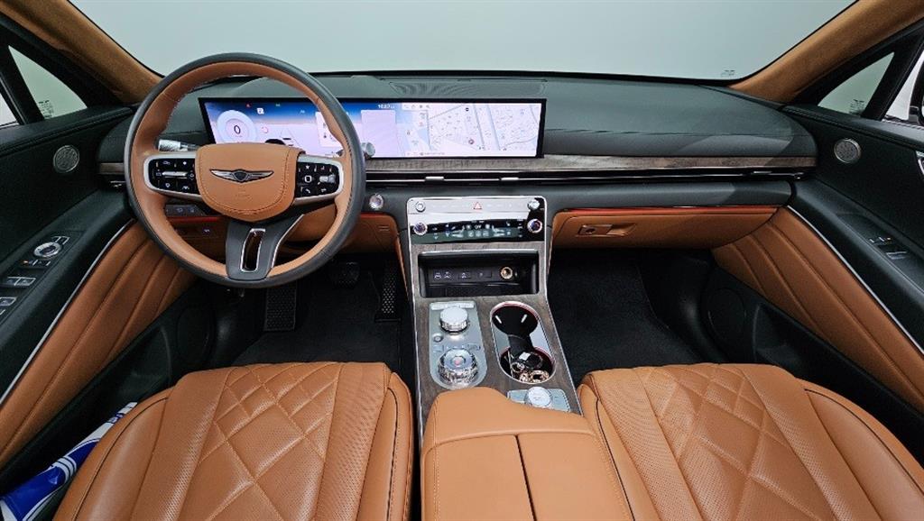 Genesis GV80 - Vista 7