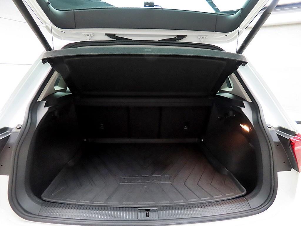 Volkswagen Tiguan 2022 Blanco - Importación desde Corea - HF Imports Iquique - Foto 17