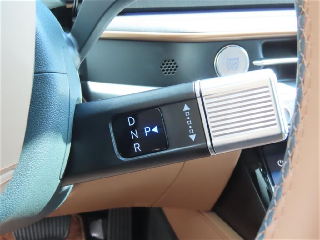 HYUNDAI Grandeur - Vista 11