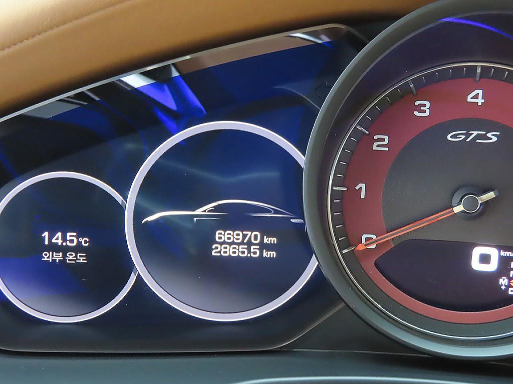 Porsche Panamera - Vista 11