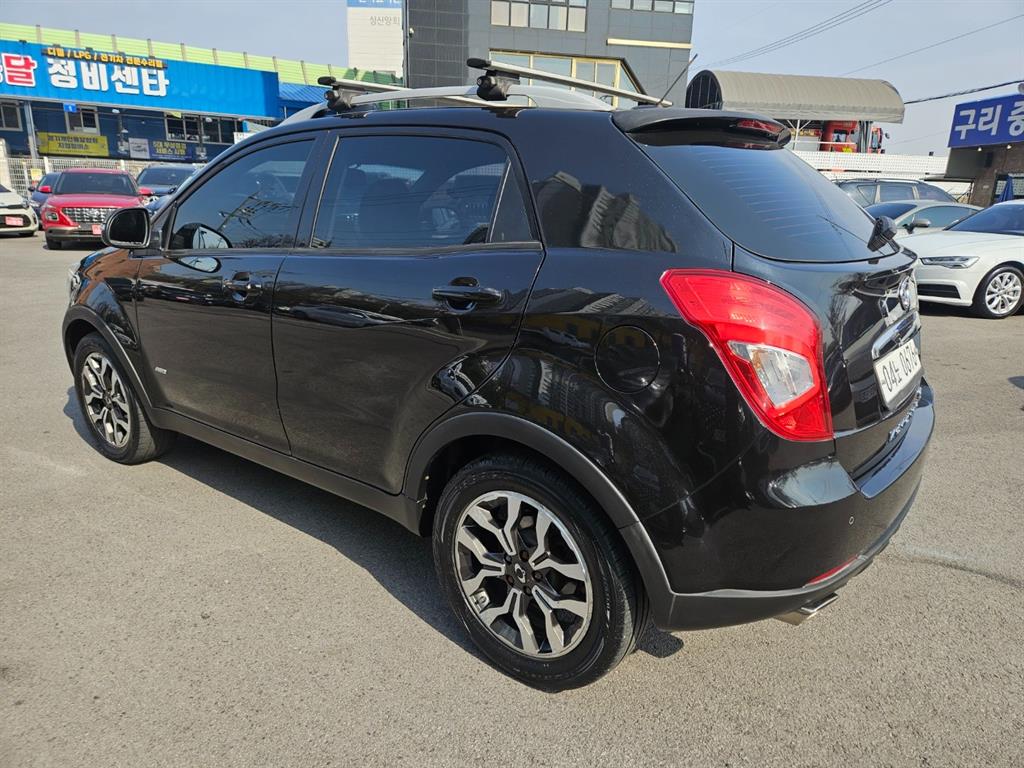 Ssangyong Korando - Vista 5