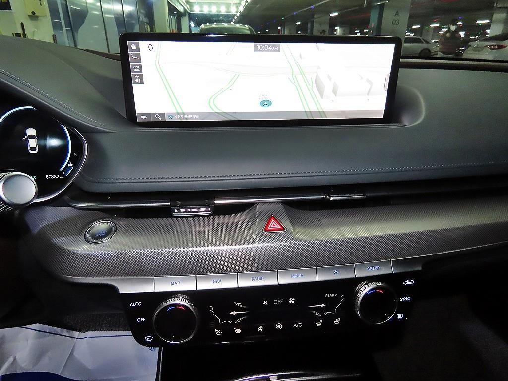 Genesis G80 - Vista 11