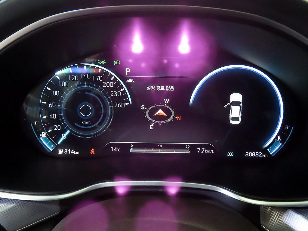 Genesis G80 - Vista 9