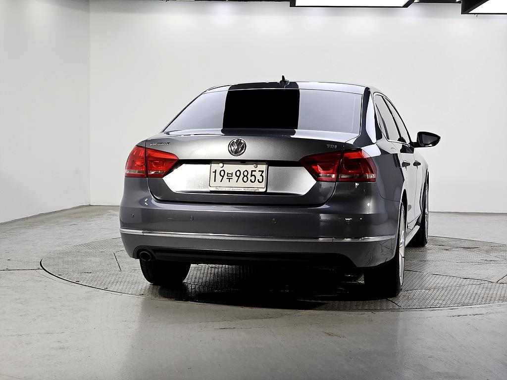 Volkswagen Passat - Vista 3