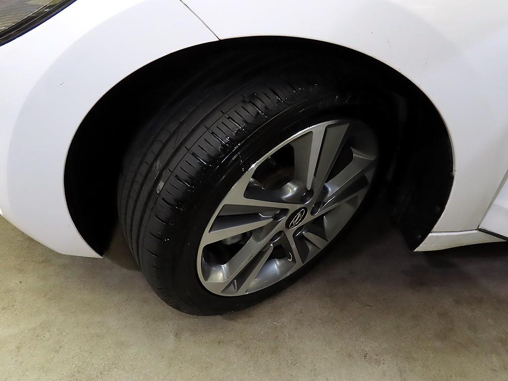 HYUNDAI Avante 2018 Blanco - Importación desde Corea - HF Imports Iquique - Foto 18