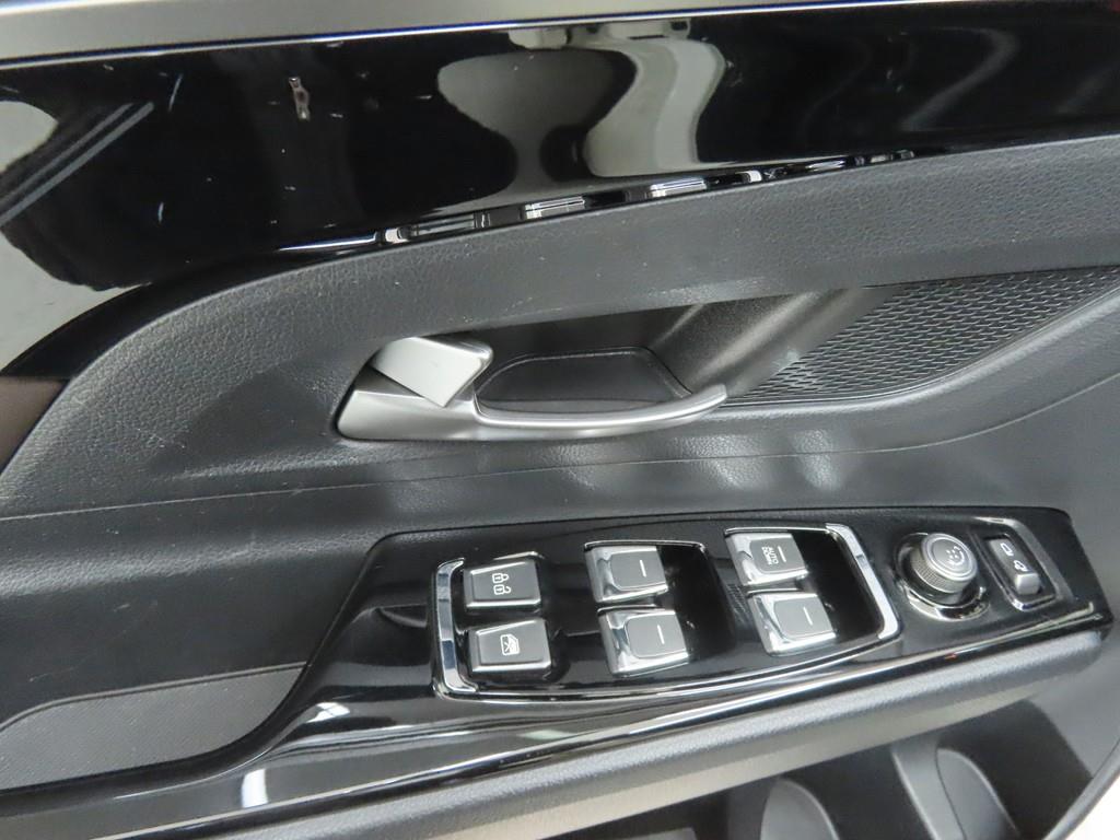 Ssangyong Korando - Vista 9