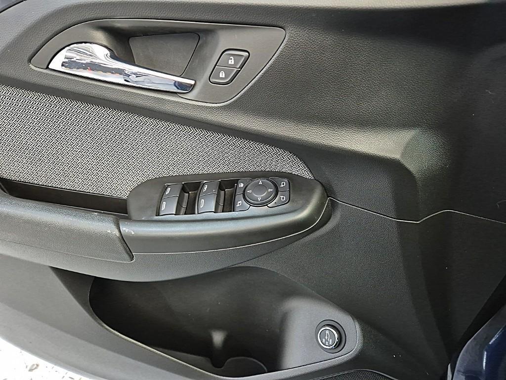 Chevrolet Trail Blazer 2022 Azul - Importación desde Corea - HF Imports Iquique - Foto 18