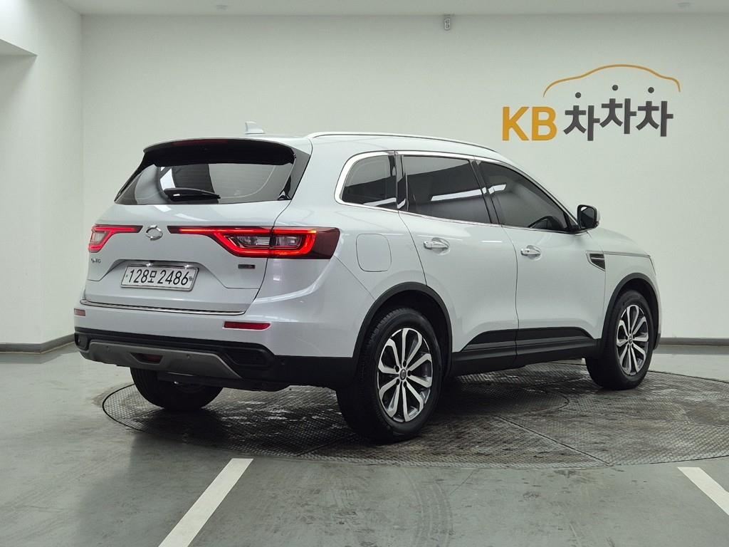 SAMSUNG QM6 - Vista 4