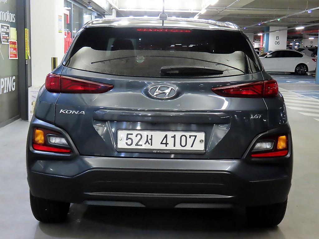HYUNDAI Kona - Vista 5