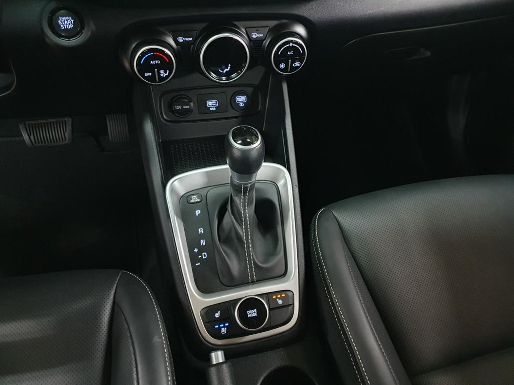 HYUNDAI Venue - Vista 9