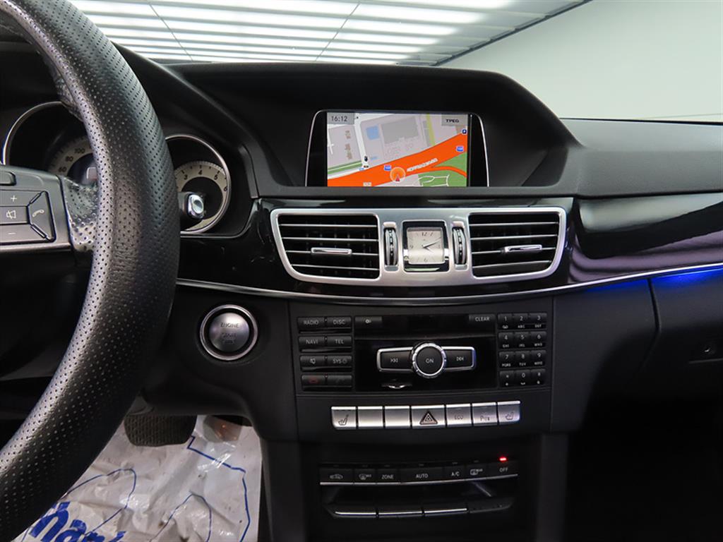 Mercedes Benz E class - Vista 10