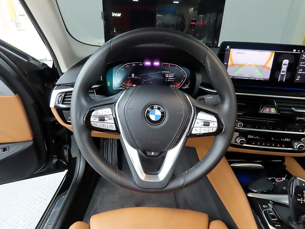 BMW 5 Series - Vista 9