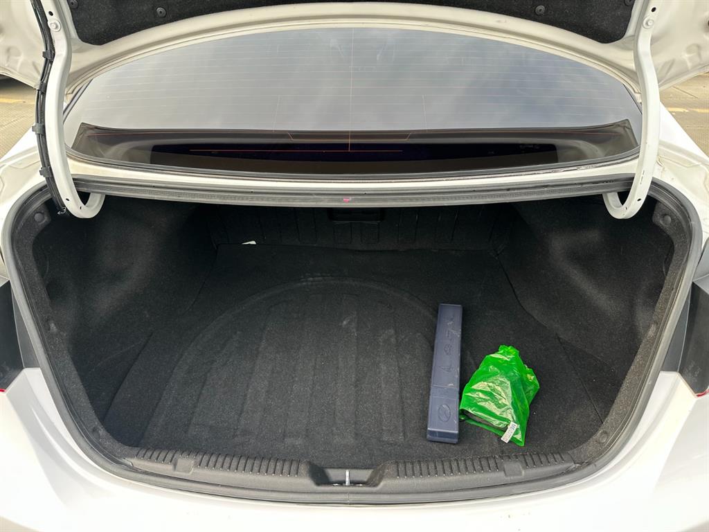 HYUNDAI Avante 2015 Blanco - Importación desde Corea - HF Imports Iquique - Foto 18