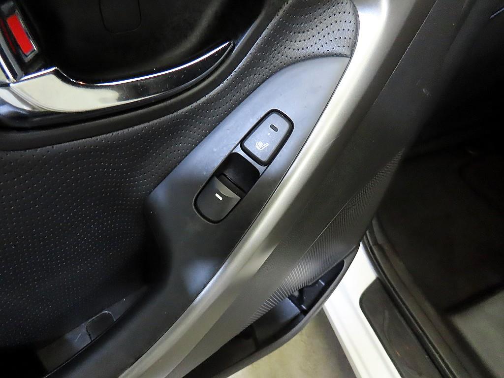HYUNDAI Avante 2012 Blanco - Importación desde Corea - HF Imports Iquique - Foto 18