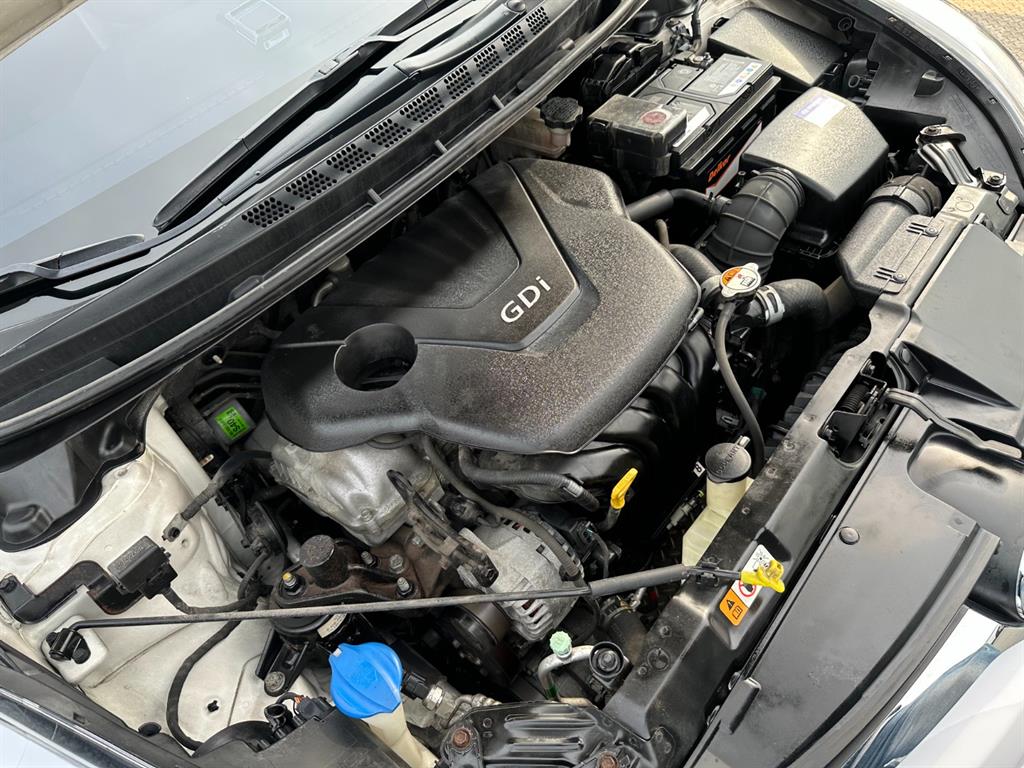 HYUNDAI Avante 2015 Blanco - Importación desde Corea - HF Imports Iquique - Foto 16