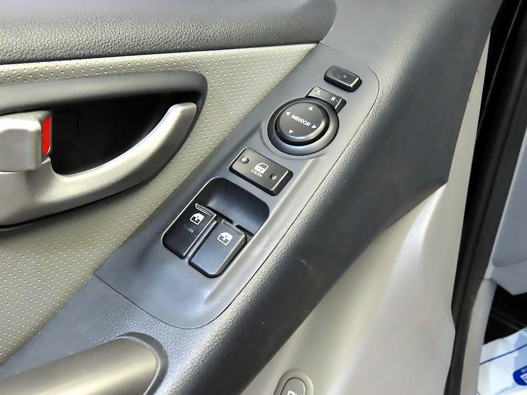 HYUNDAI Starex 2014 Negro - Importación desde Corea - HF Imports Iquique - Foto 16