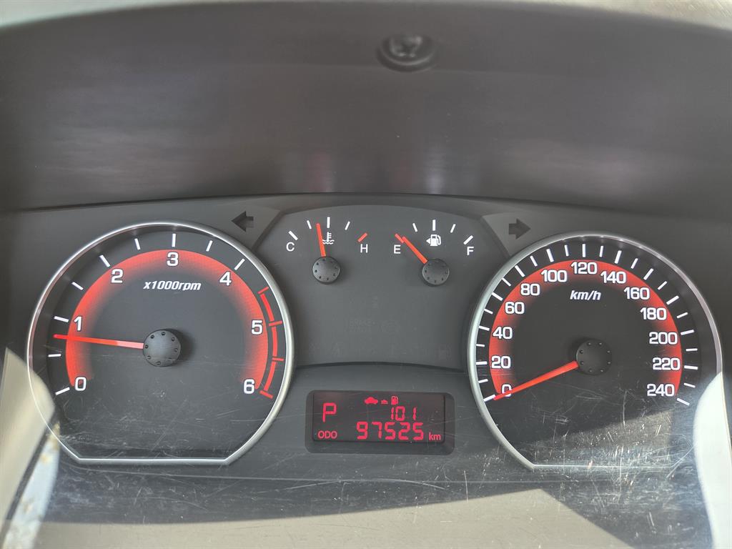 Ssangyong Korando - Vista 11