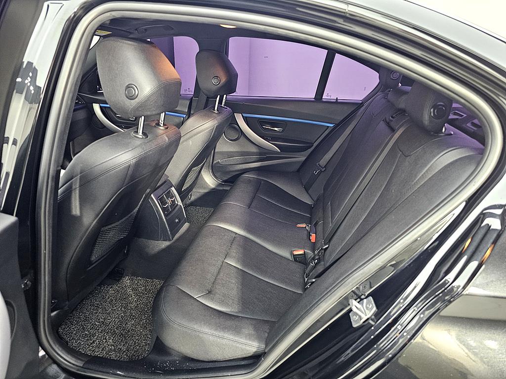 BMW 3 series - Vista 9